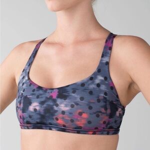 Lululemon Intrinsic Sports Bra — Size 8 — Windy Blooms Regal Plum